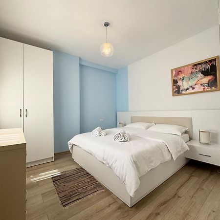Apartment In The New Bazaar Of Tirana - Hana Blu Dış mekan fotoğraf